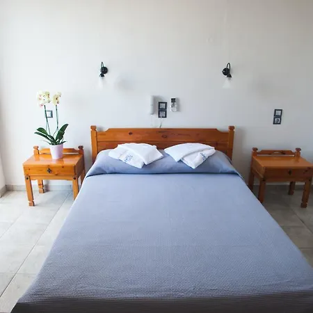 Hotel Olympia Finikas (Syros)