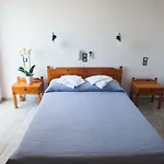 Olympia Hotel Finikas (Syros)