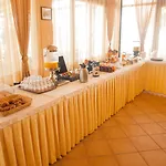 Hotel Olympia 2*