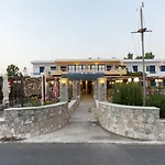 Olympia Hotel Finikas (Syros)