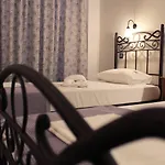 Olympia Finikas (Syros)