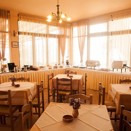 Hotel Olympia Finikas (Syros)
