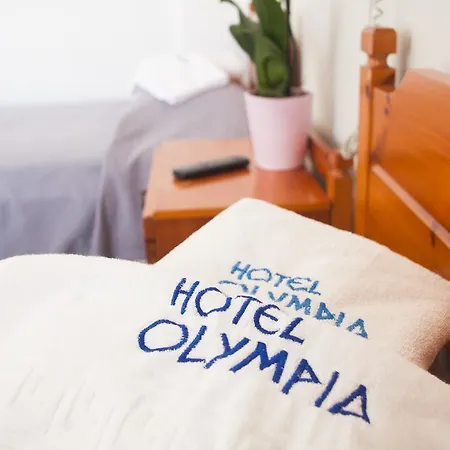 Olympia Hotel Finikas (Syros)