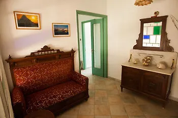 Olympia Hotel Finikas (Syros)