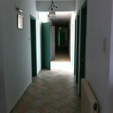 Olympia Hotel Finikas (Syros)