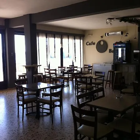 Hotel Olympia 2*